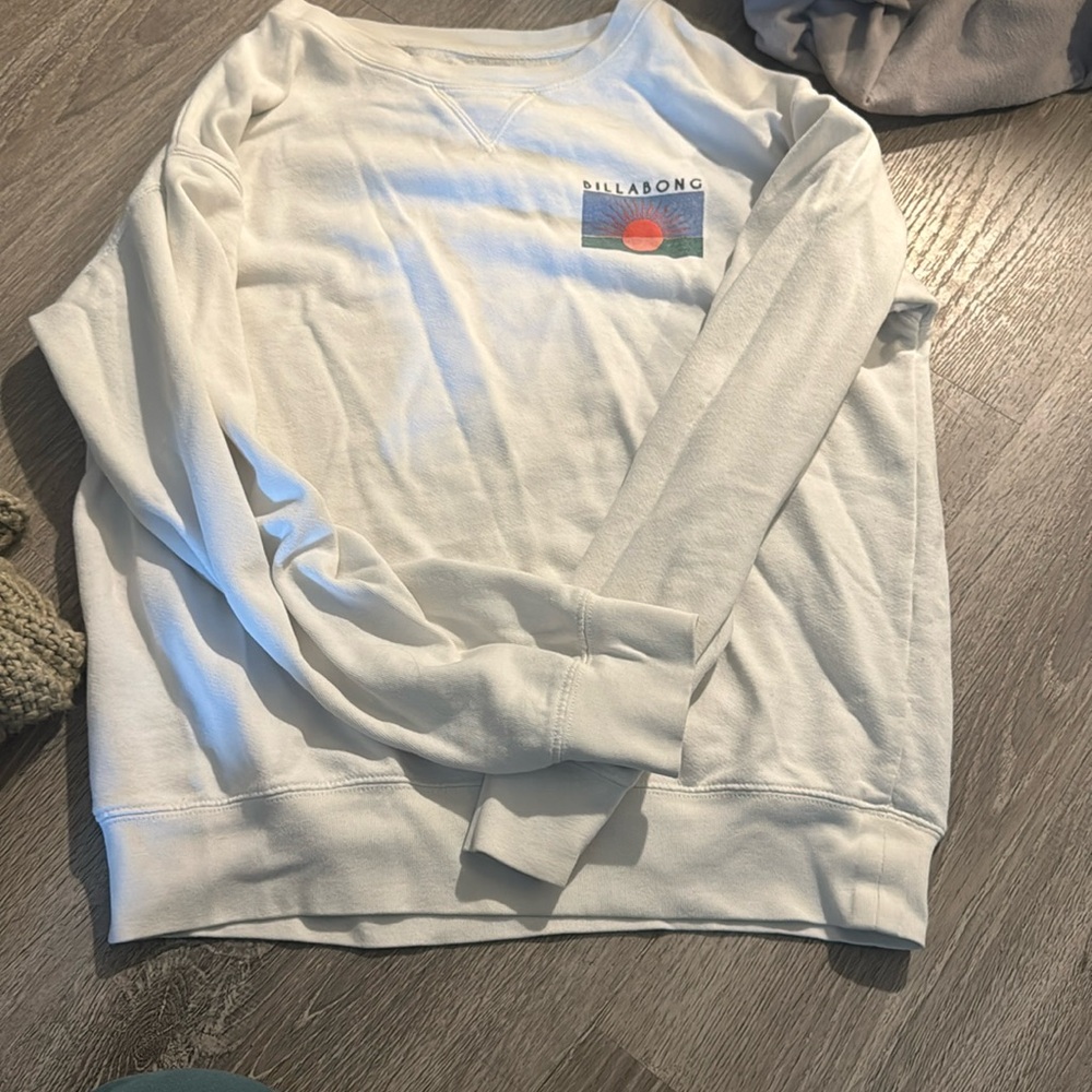 Billabong crew neck